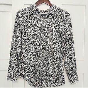 Untuckit Nora Button Down Floral Shirt, White/black Size 8